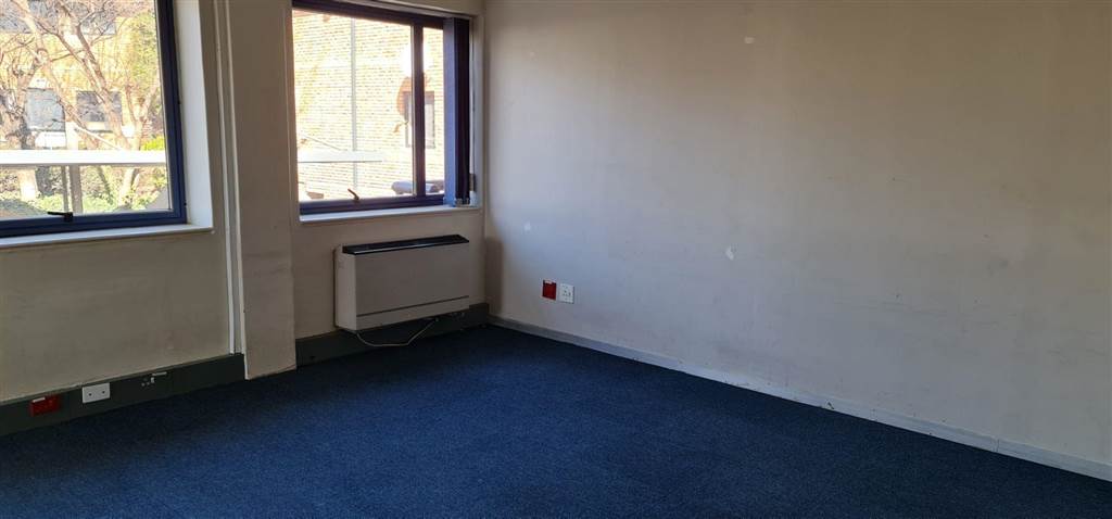 205  m² Commercial space in Woodmead photo number 11