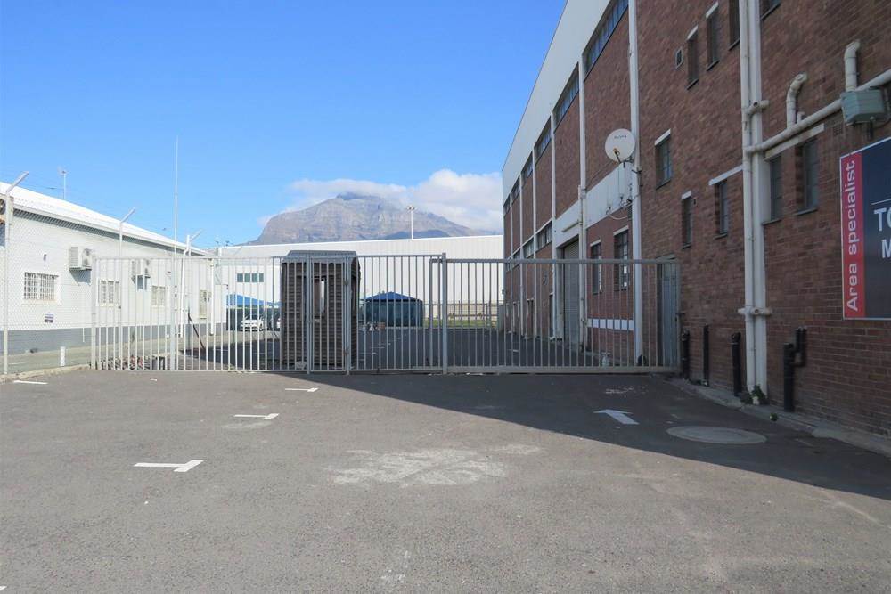 Commercial space in Paarden Eiland photo number 2
