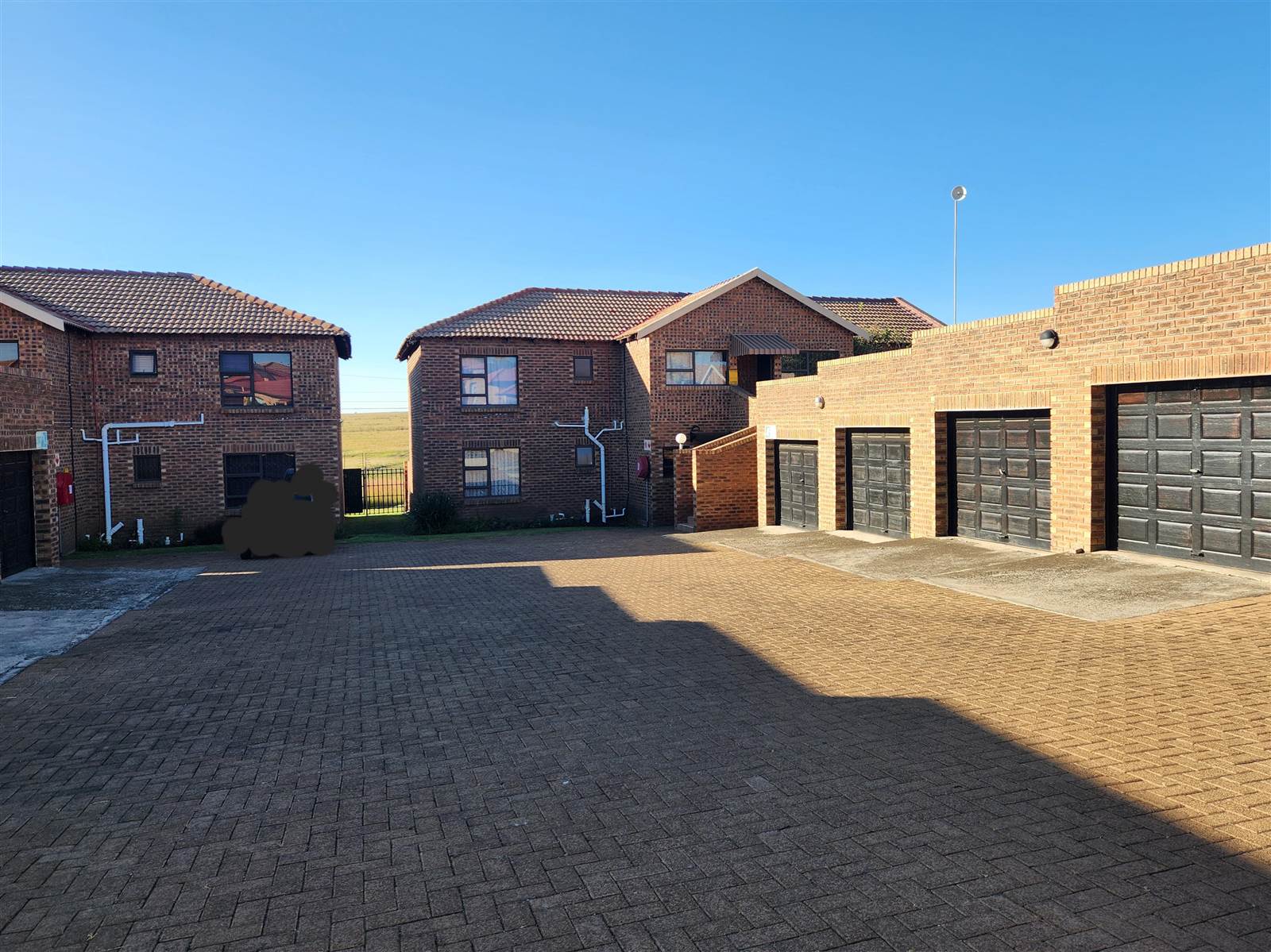 2 Bed House in Secunda photo number 10