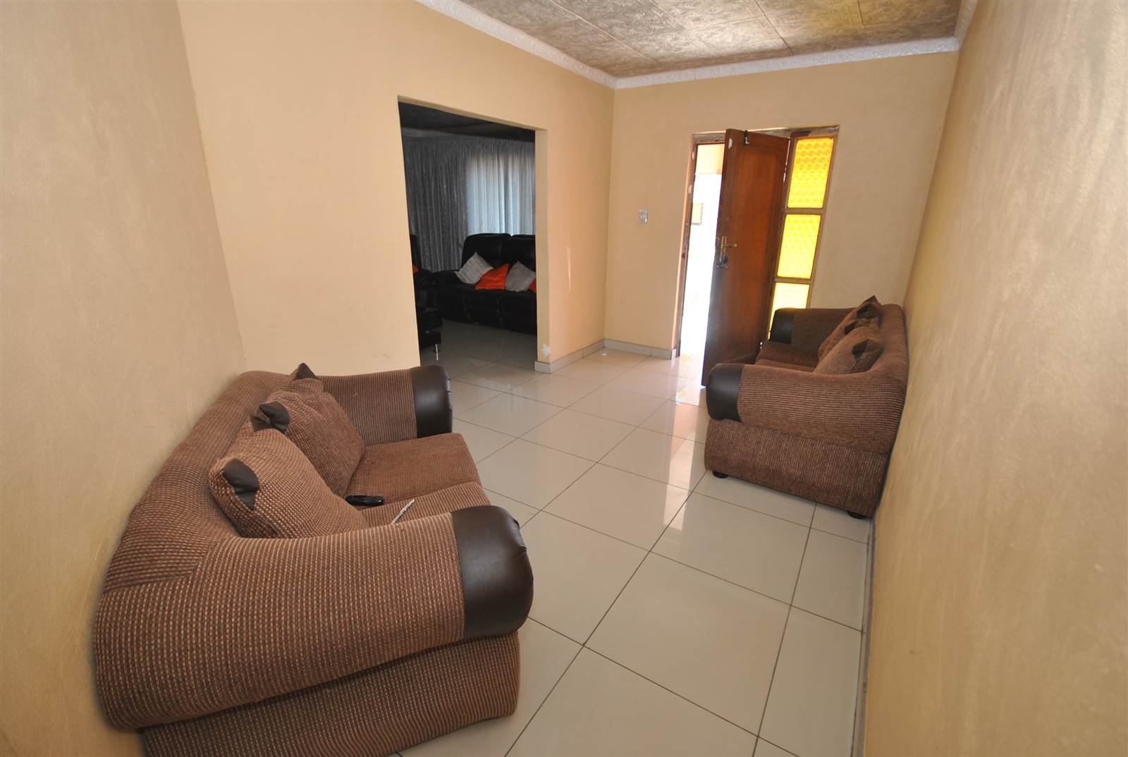 4 Bed House in Amajuba Park photo number 4