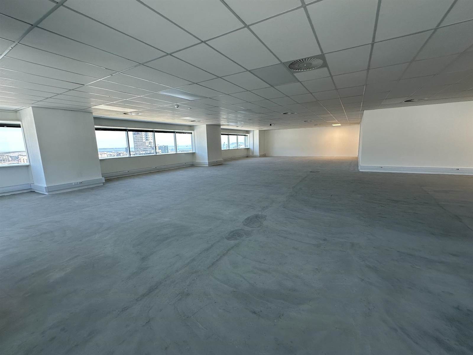 793  m² Commercial space in Foreshore photo number 17