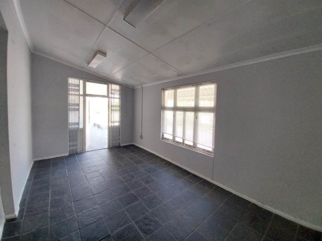 85  m² Commercial space in Hillcrest photo number 11