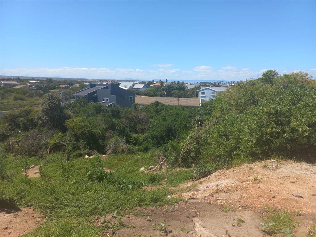 560 m² Land available in Aston Bay photo number 2