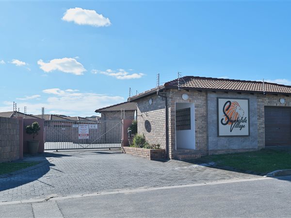 2 Bedroom Townhouse 2 Bedroom Townhouse