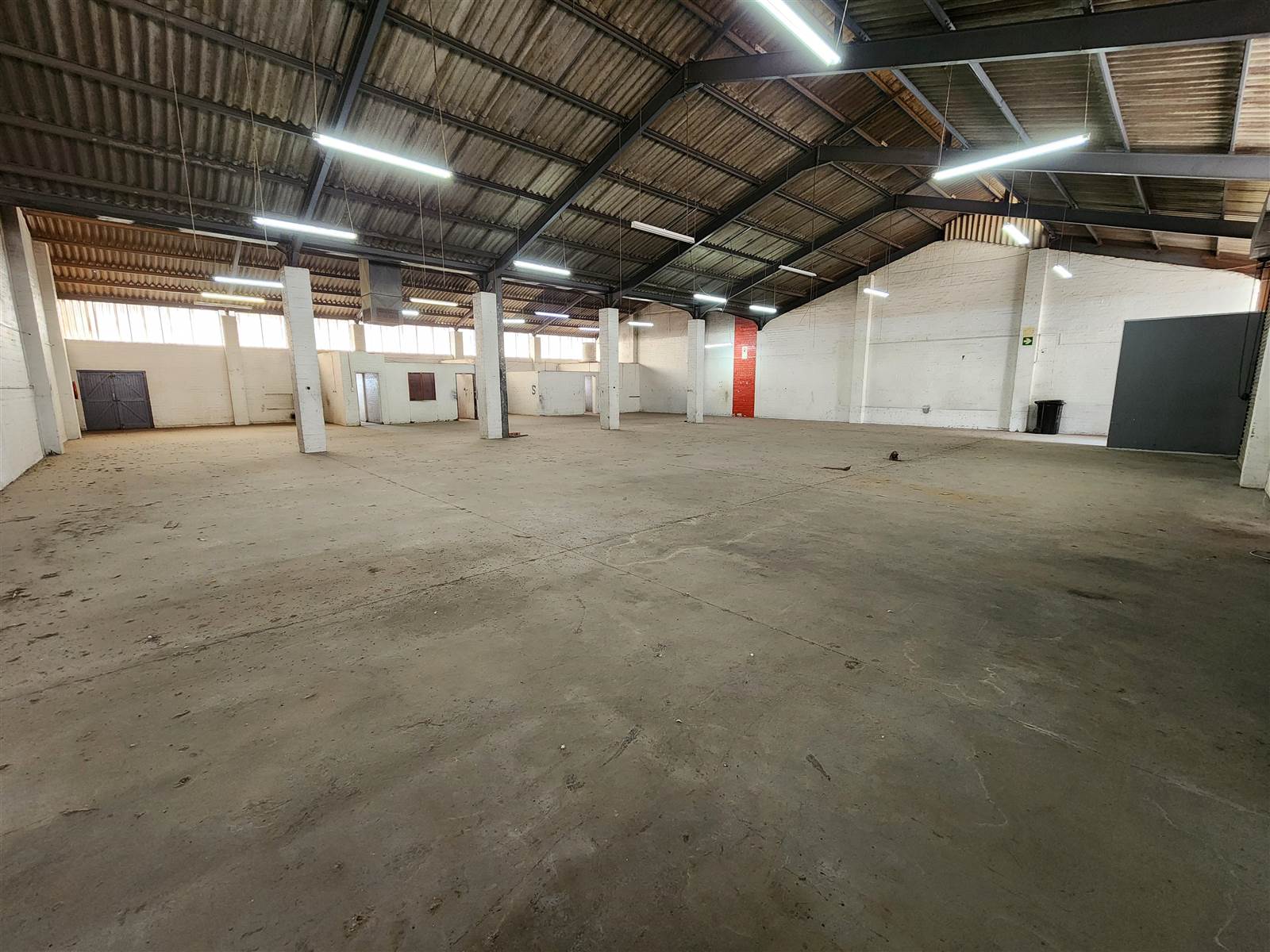 619  m² Industrial space in Athlone photo number 4