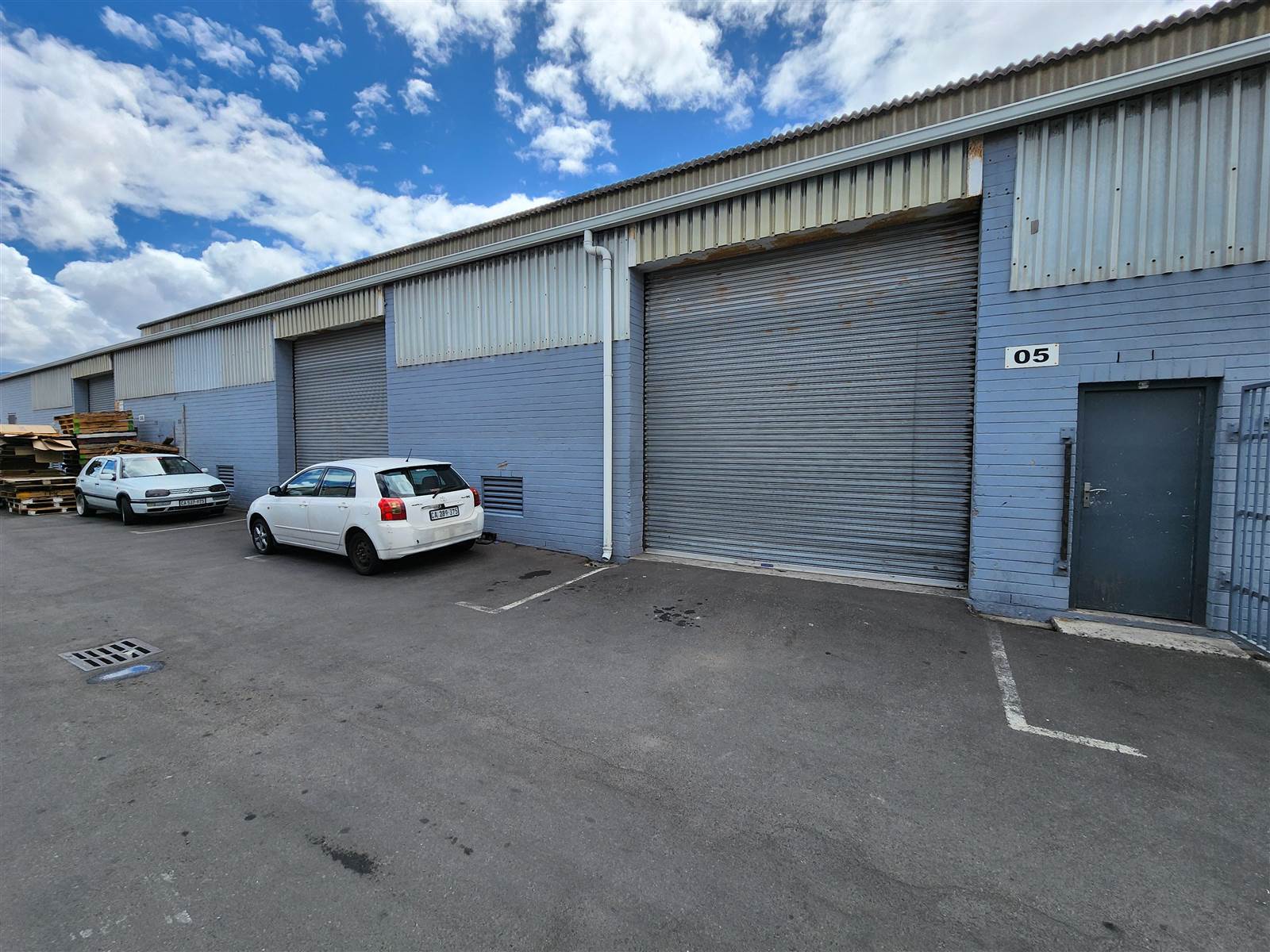 619  m² Industrial space in Athlone photo number 1