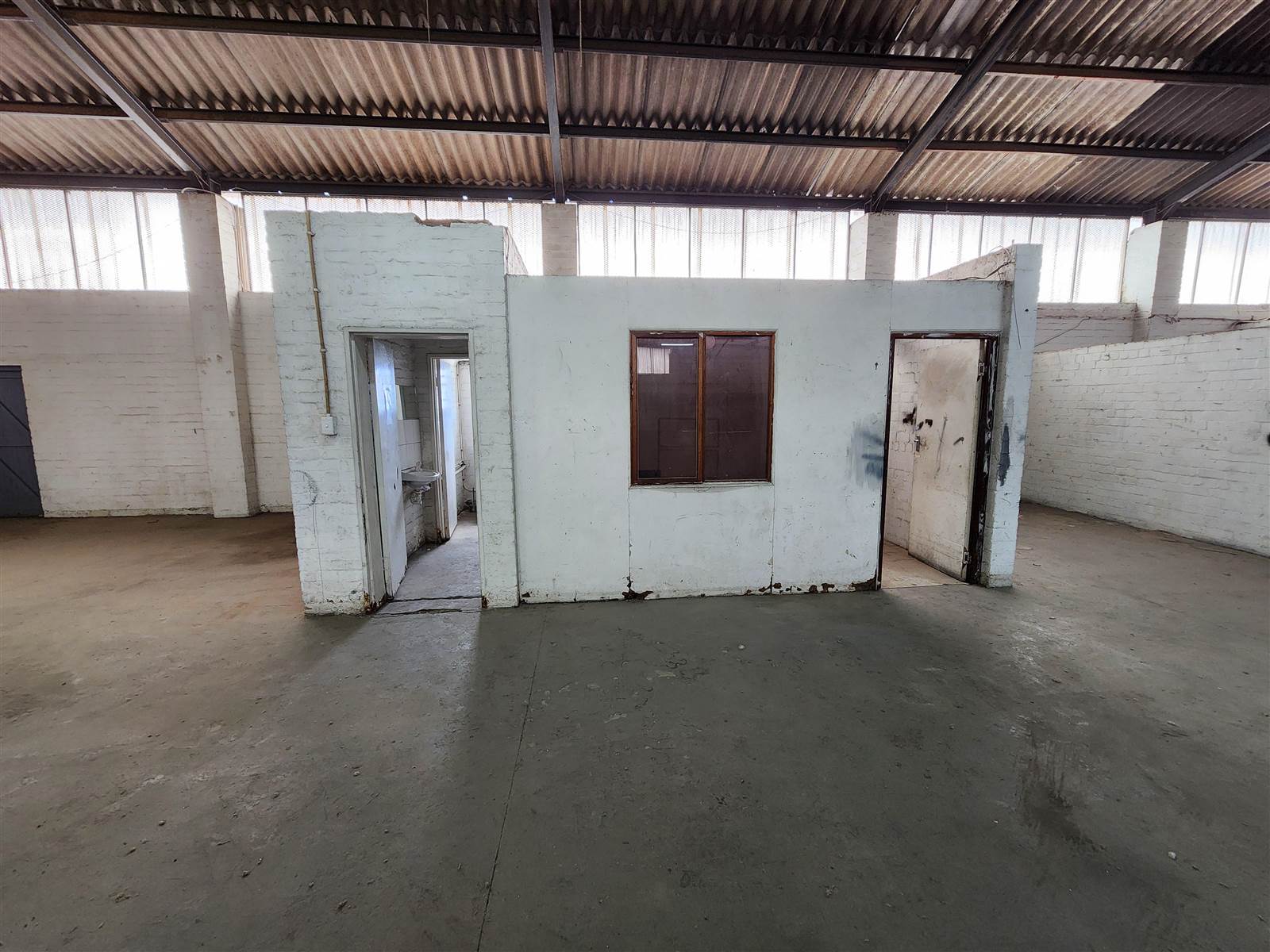 619  m² Industrial space in Athlone photo number 5