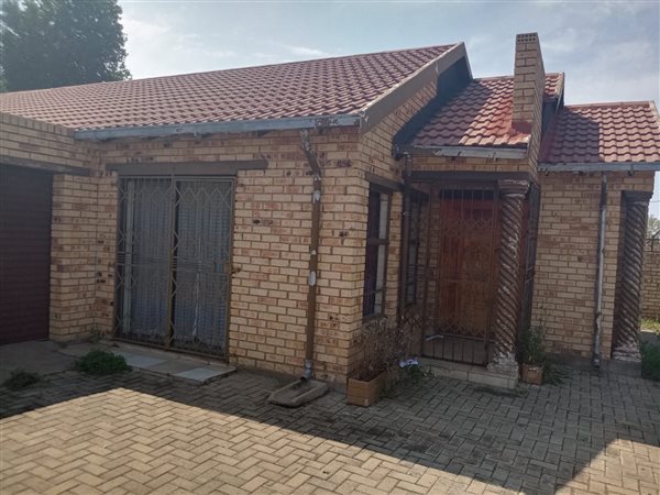 3 Bedroom House 3 Bedroom House