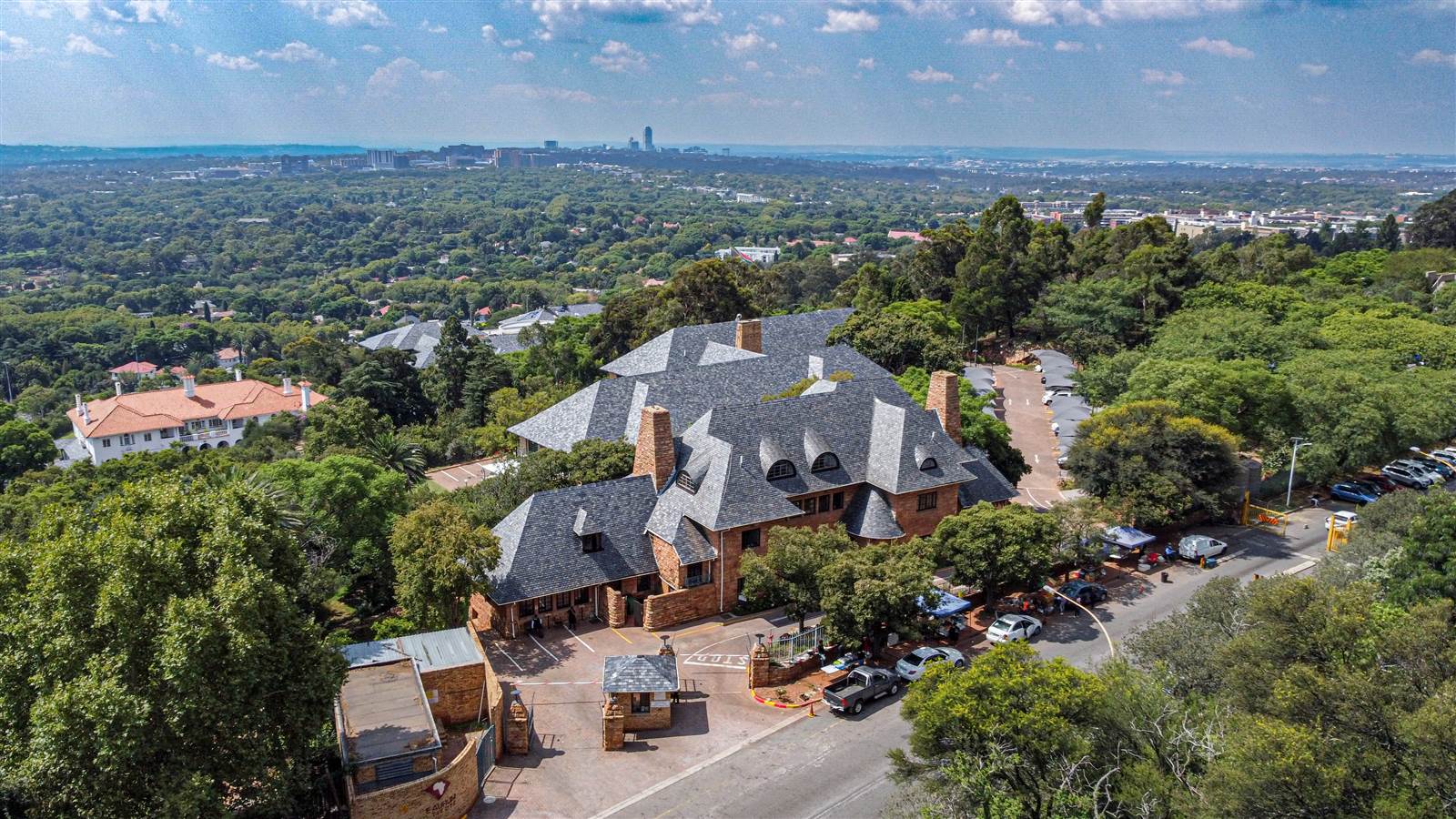 4286  m² Commercial space in Parktown photo number 3