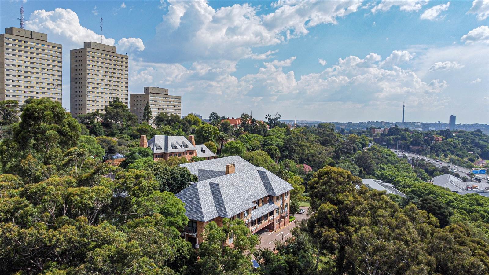 4286  m² Commercial space in Parktown photo number 6