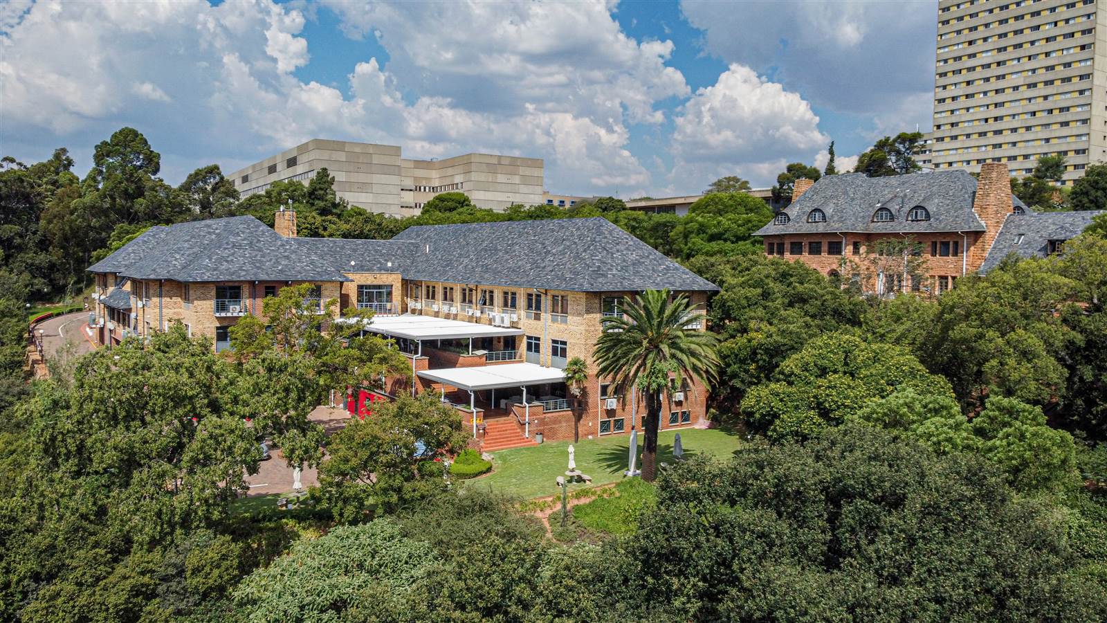 4286  m² Commercial space in Parktown photo number 5