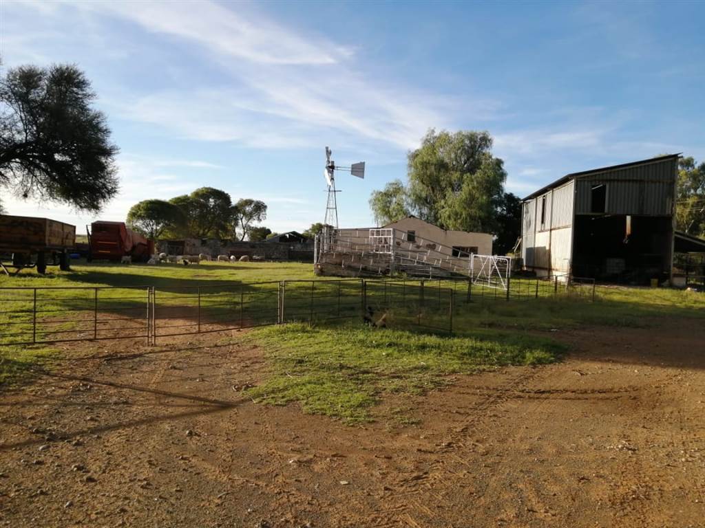329.8 ha Farm in Bloemfontein Rural photo number 22