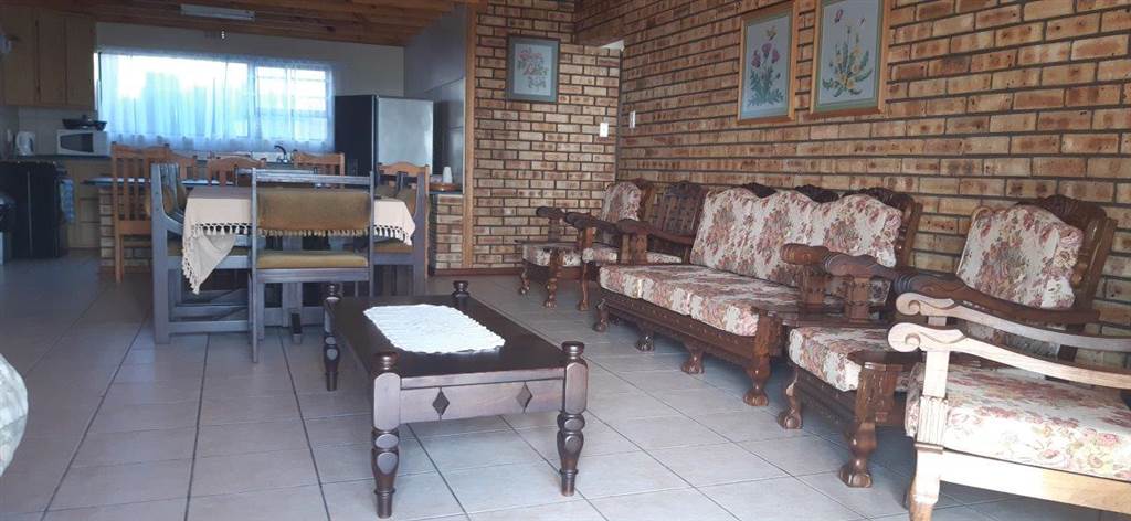 6 Bed House in Port Nolloth photo number 27