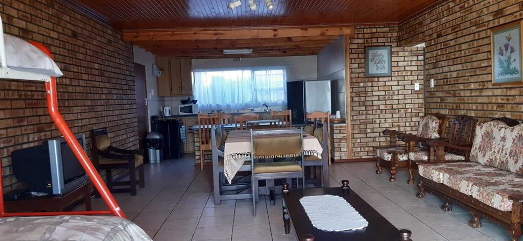 6 Bed House in Port Nolloth photo number 28