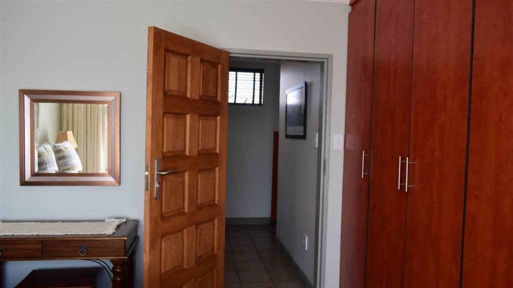 4 Bed House in Mooivallei Park photo number 18