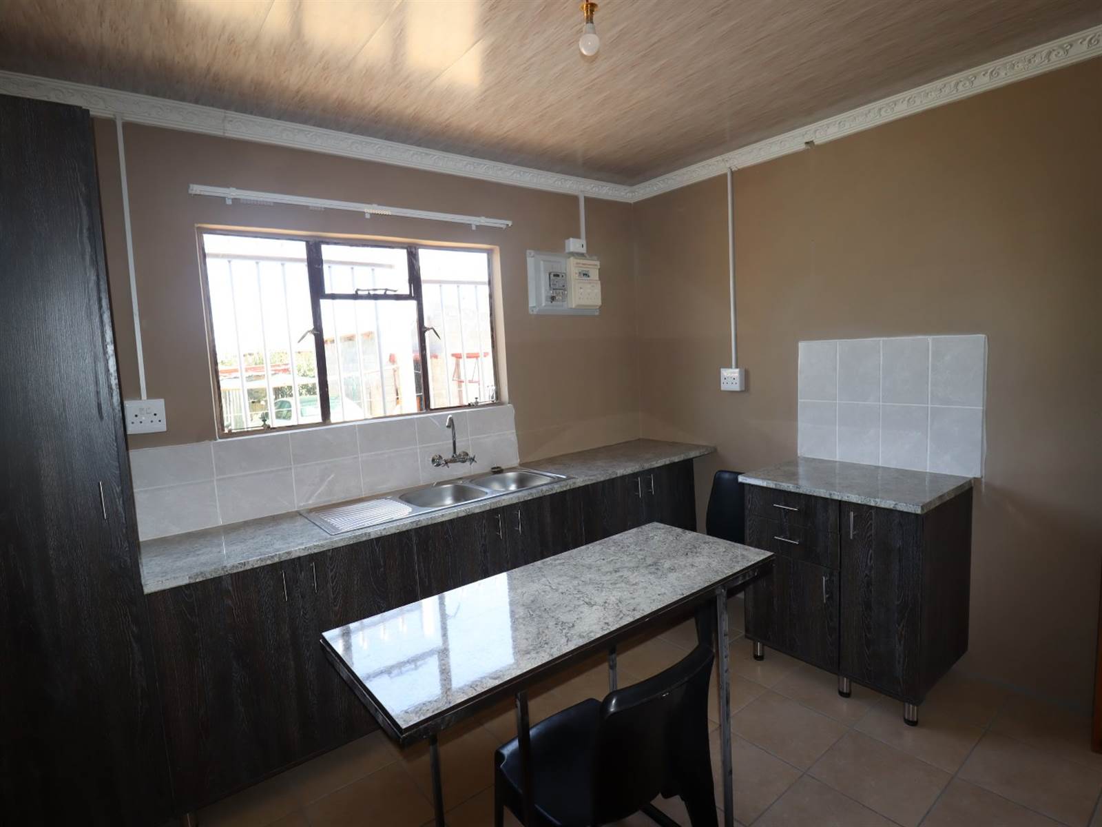 5 Bed House in Thaba Nchu photo number 3
