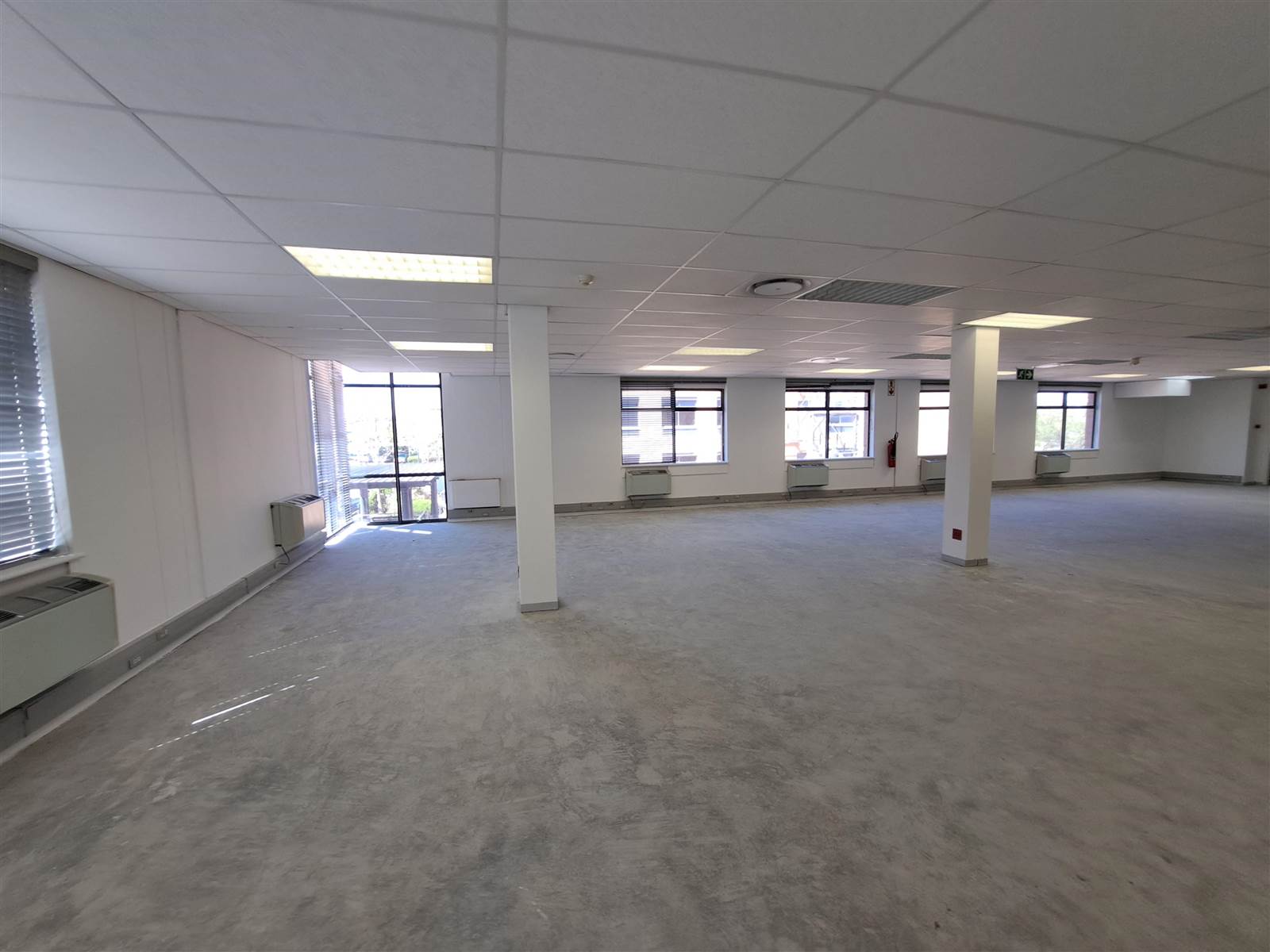 406  m² Commercial space in Plattekloof photo number 10