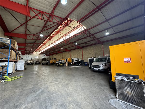 1 087  m² Industrial space