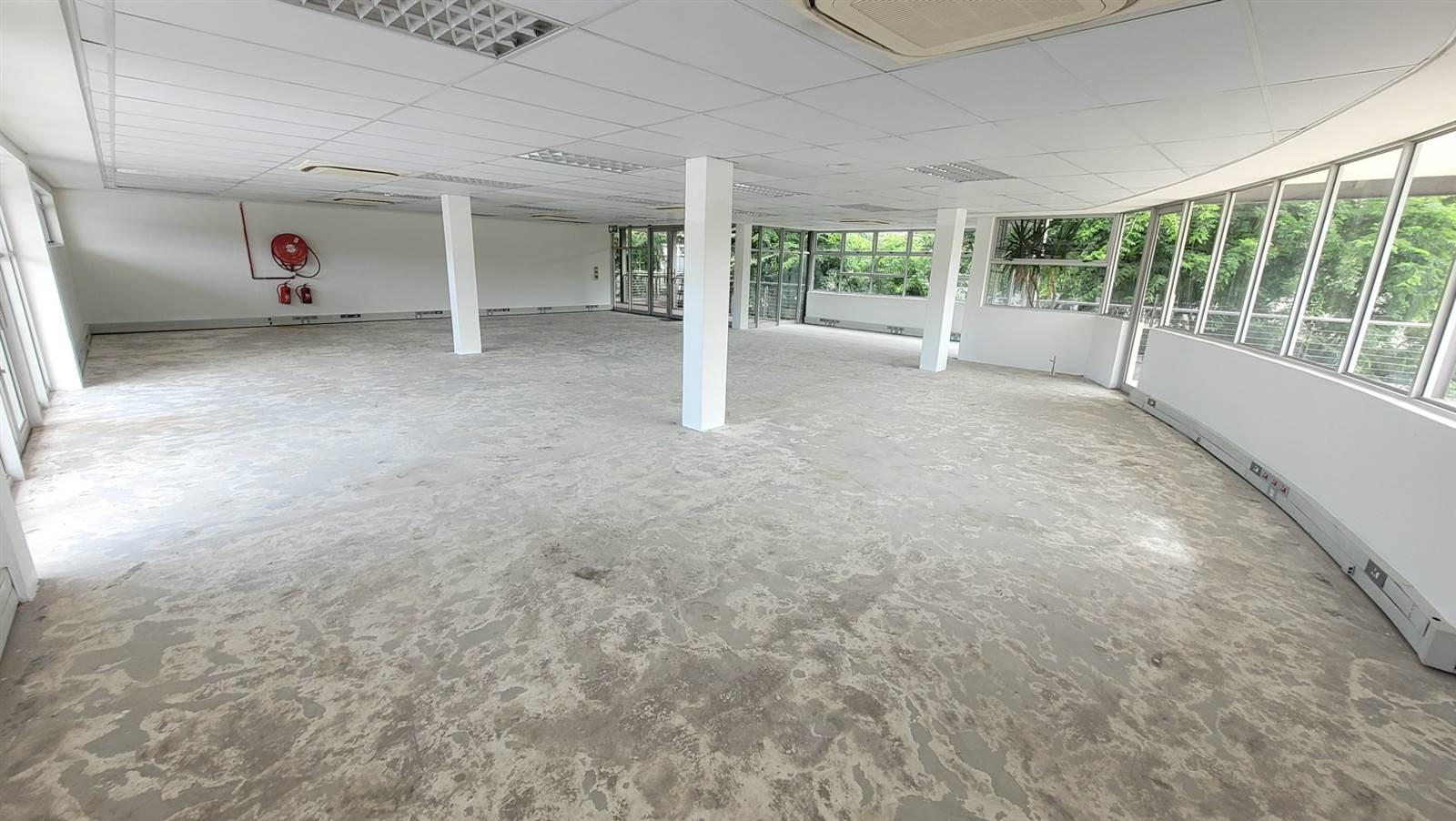 221  m² Office Space in Lynnwood Manor photo number 9