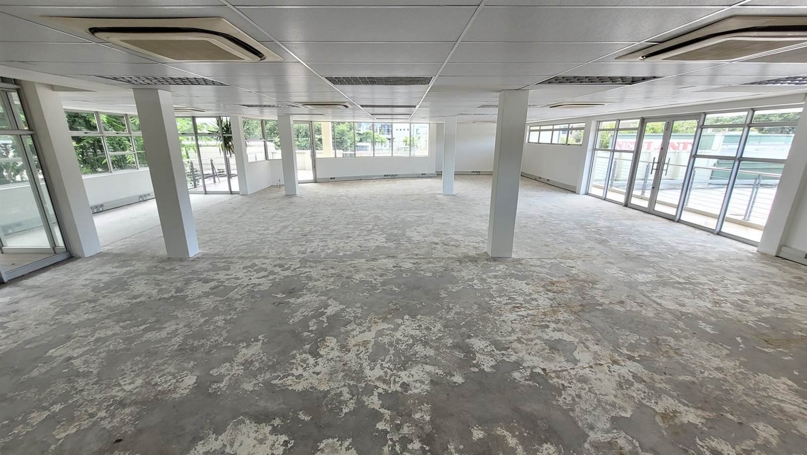 221  m² Office Space in Lynnwood Manor photo number 1