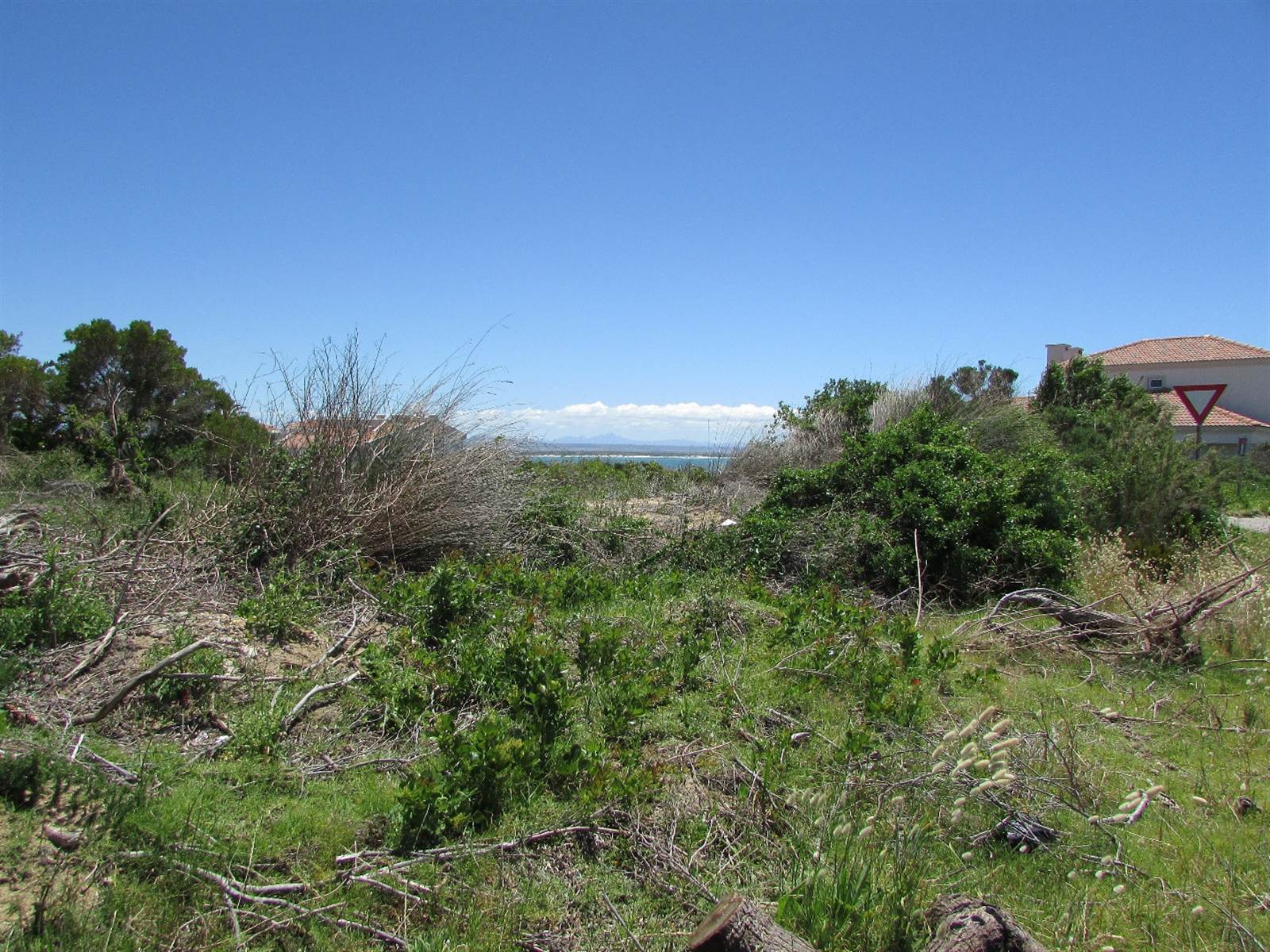 669 m² Land available in St Francis Bay photo number 2