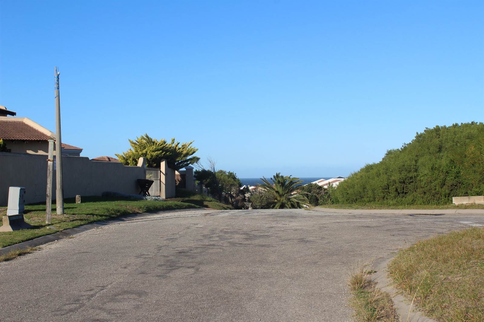 669 m² Land available in St Francis Bay photo number 5