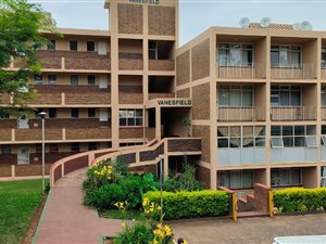 2 Bed Flat in Empangeni Central