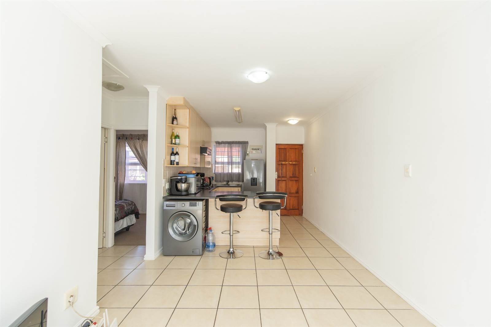 2 Bed Simplex in Walmer Heights photo number 7