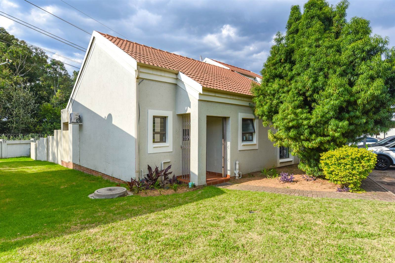 2 Bed Cluster in Fourways photo number 17