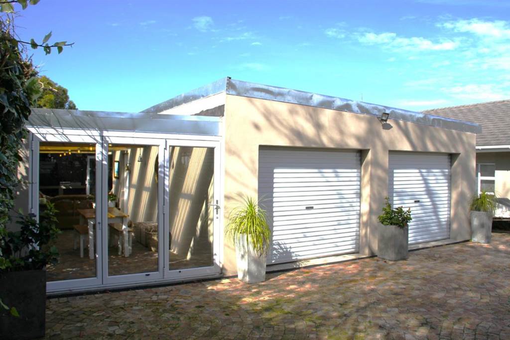 5 Bed House in Grabouw photo number 25