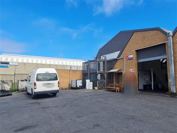 440  m² Commercial space in Montague Gardens