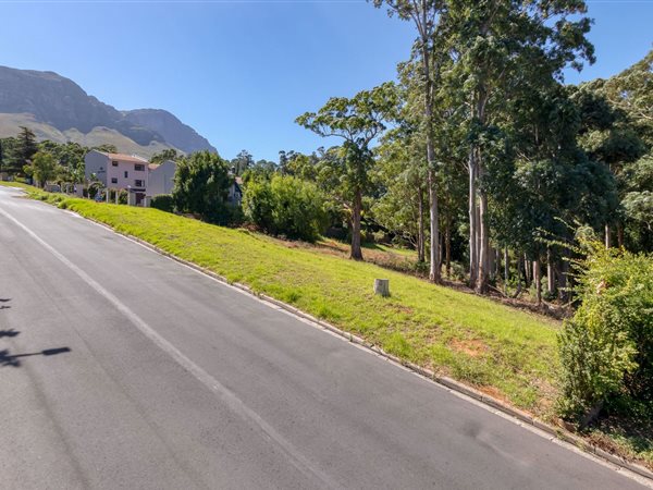 1 002 m² Land 1 002 m² Land