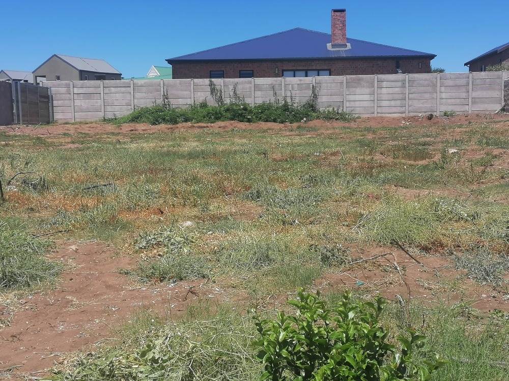 724 m² Land available in Stilbaai photo number 8