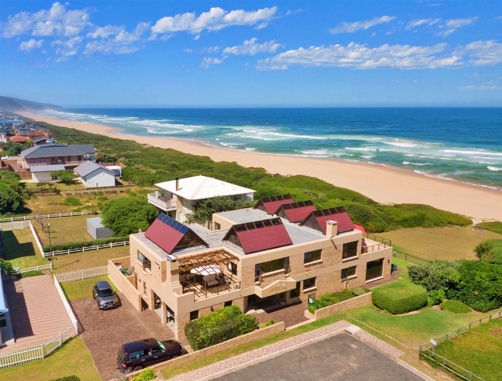 6 Bed House in Outeniqua Strand photo number 1