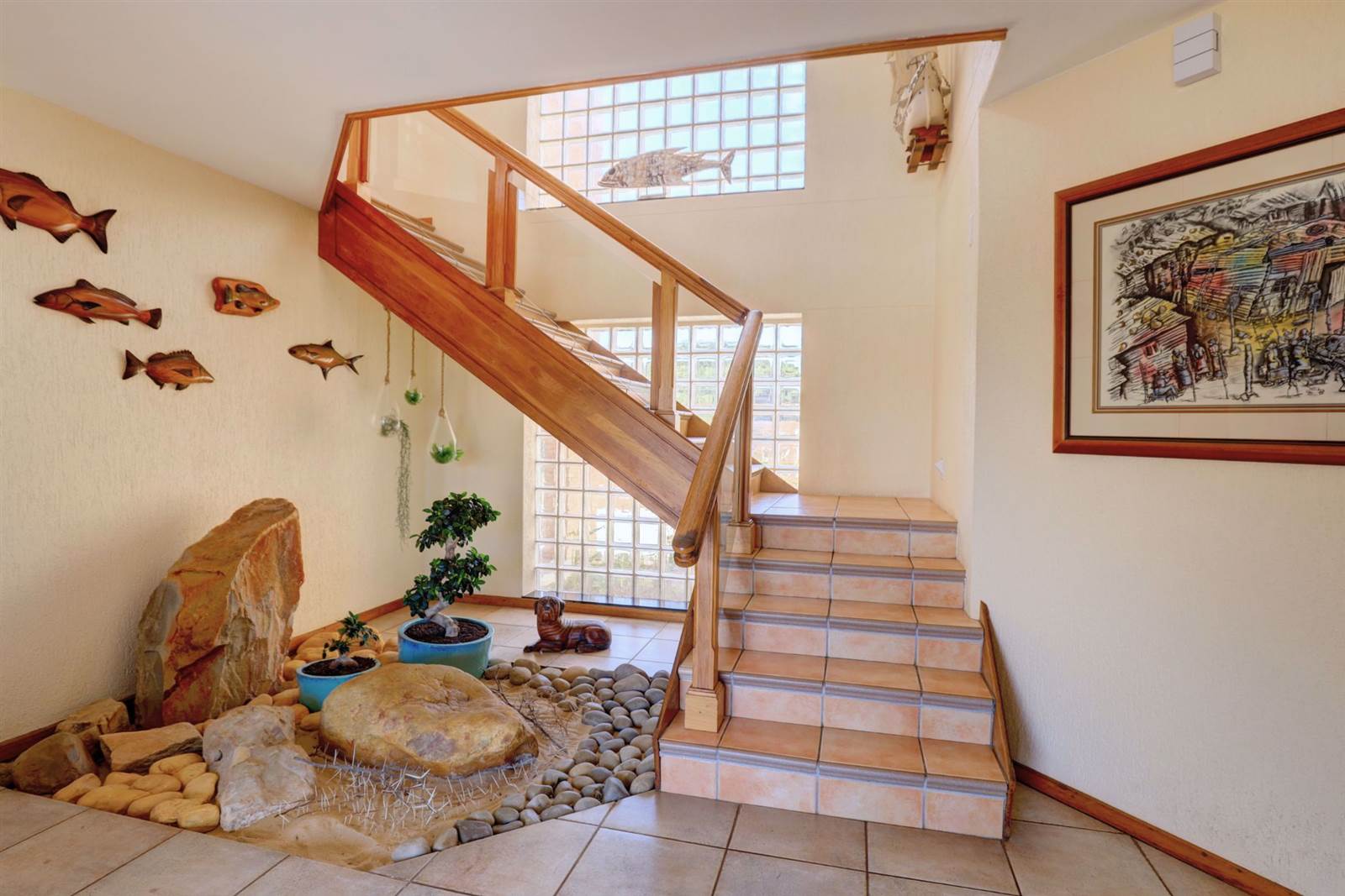 6 Bed House in Outeniqua Strand photo number 3