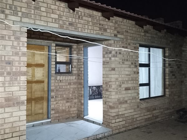 1 Bedroom House 1 Bedroom House