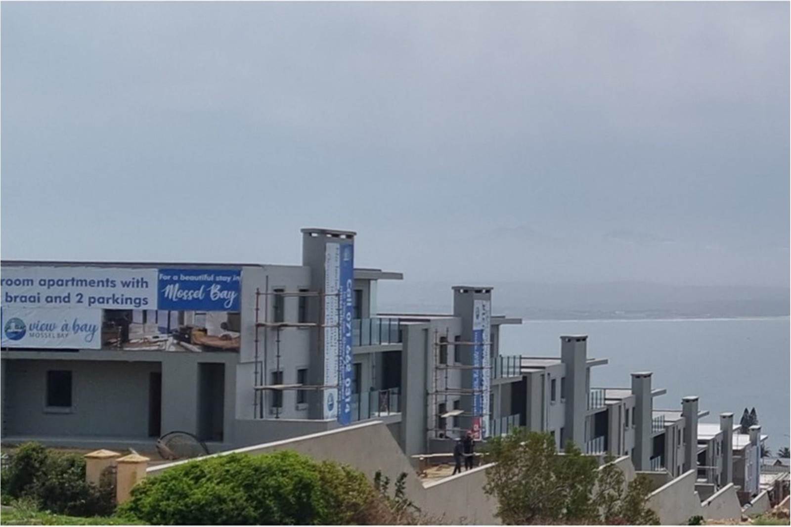 2 Bed Apartment in Mossel Bay Central photo number 2
