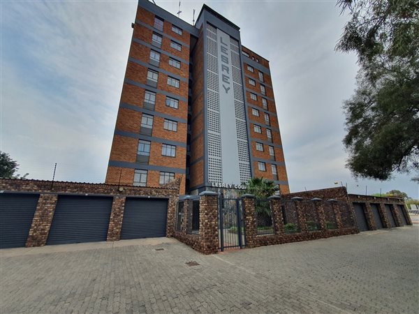 2 Bedroom Apartment 2 Bedroom Apartment