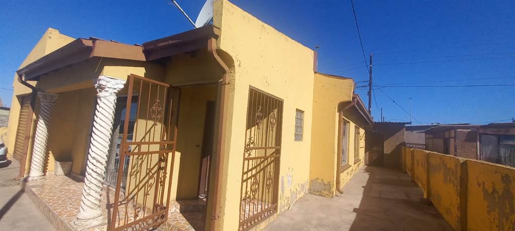 3 Bed House in Kwaguqa photo number 1
