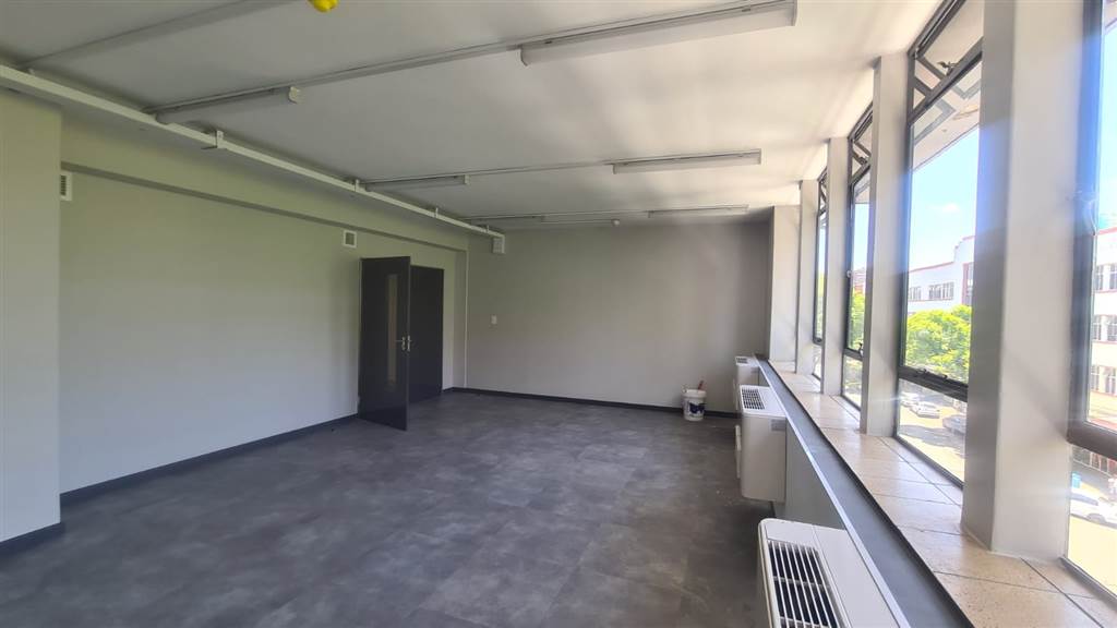 56  m² Commercial space in Pretoria Central photo number 5
