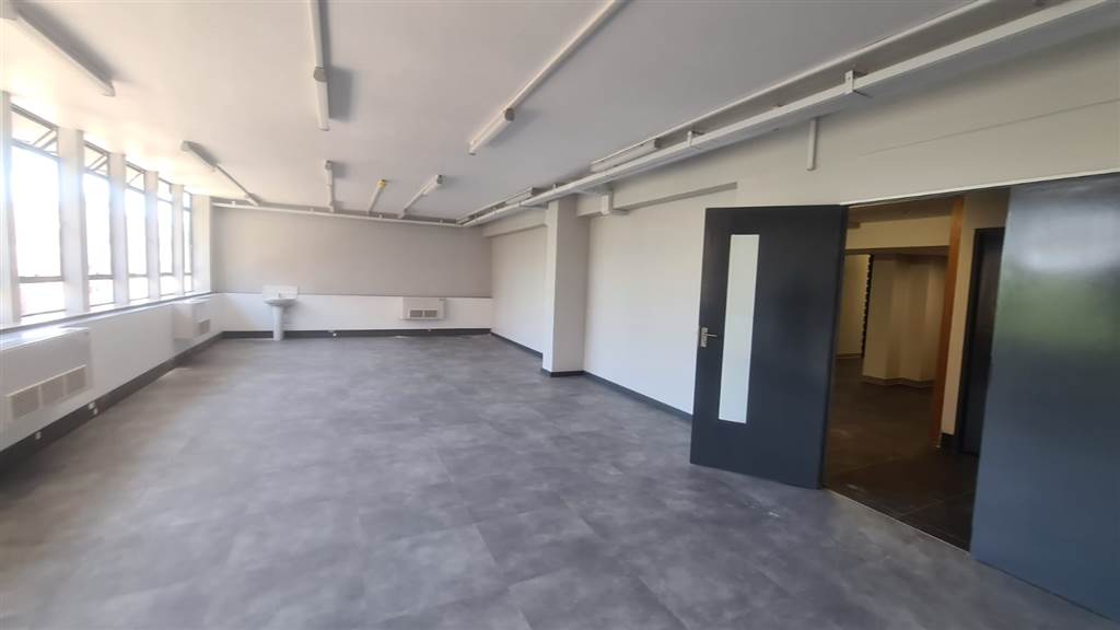 56  m² Commercial space in Pretoria Central photo number 3