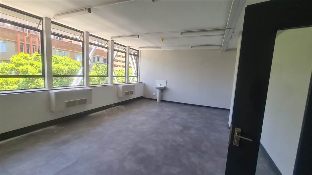 56  m² Commercial space in Pretoria Central photo number 4