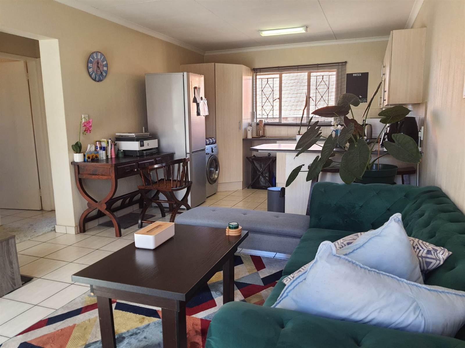 2 Bed Townhouse in Rosettenville photo number 2