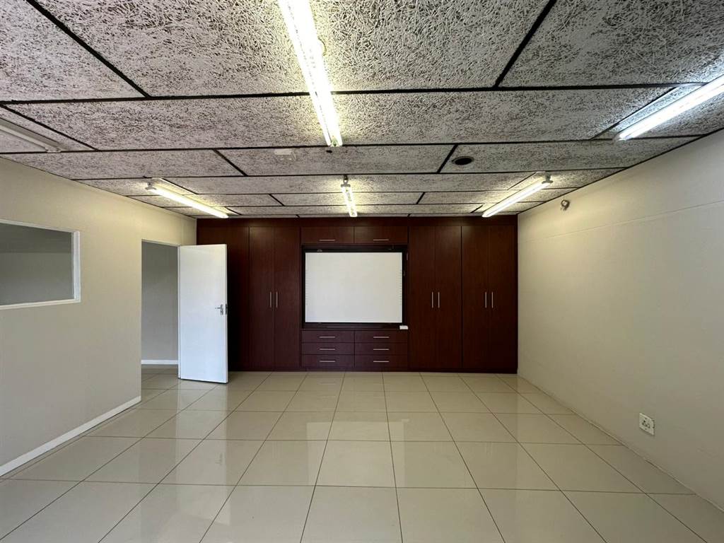 128  m² Commercial space in Alberton photo number 9
