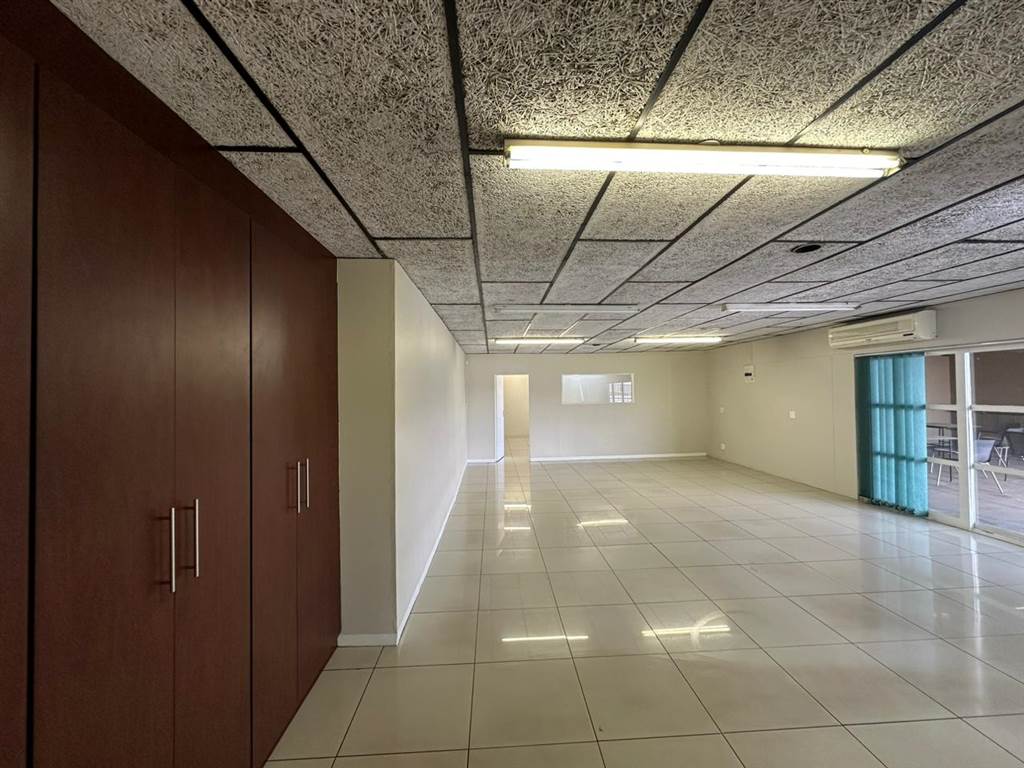 128  m² Commercial space in Alberton photo number 15