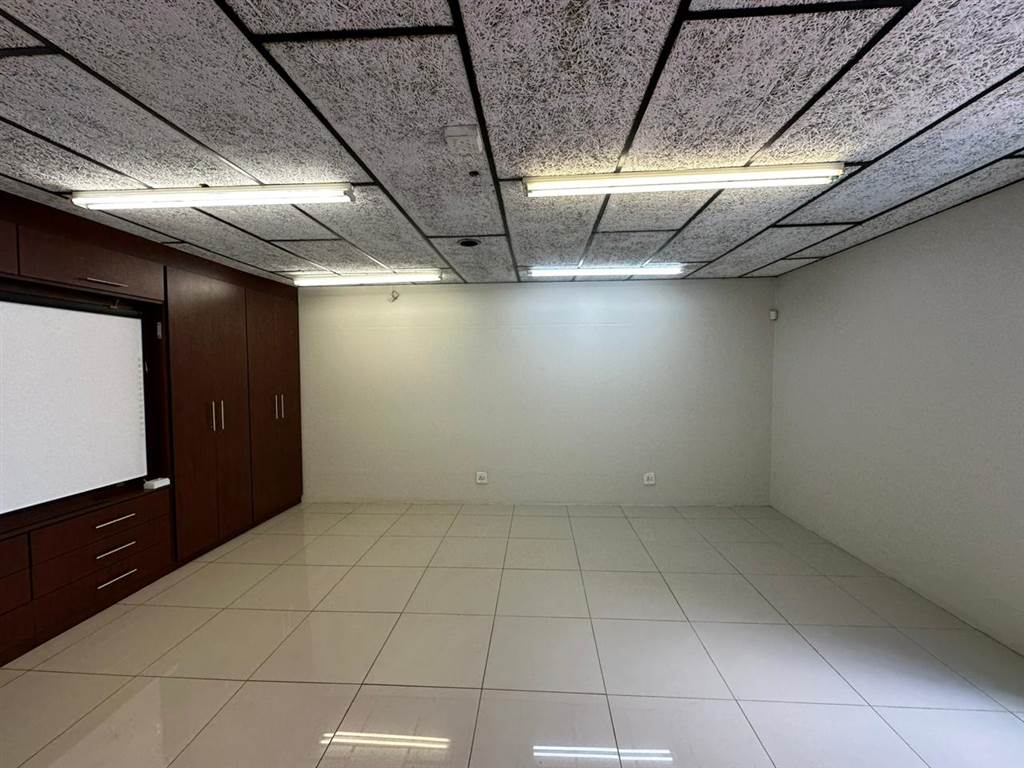 128  m² Commercial space in Alberton photo number 10