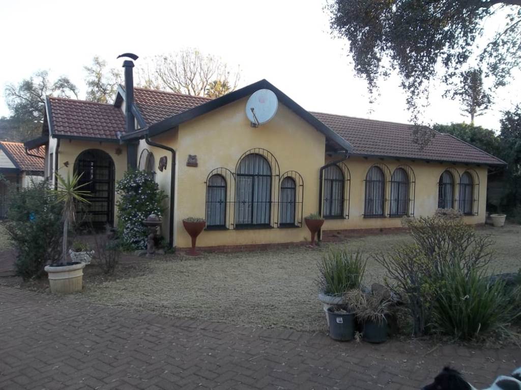 3 Bed House in Meredale photo number 7