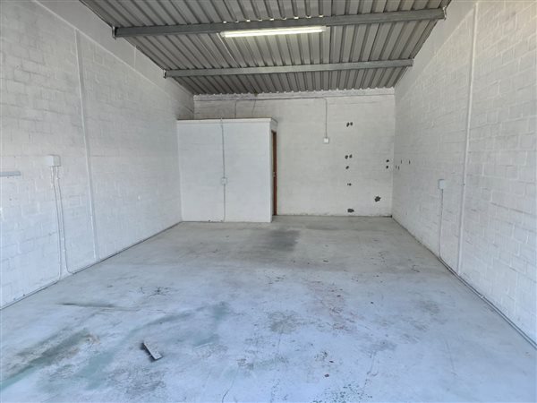 35  m² Commercial space