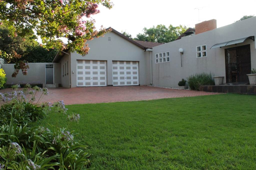 4 Bed House in Randpark photo number 1