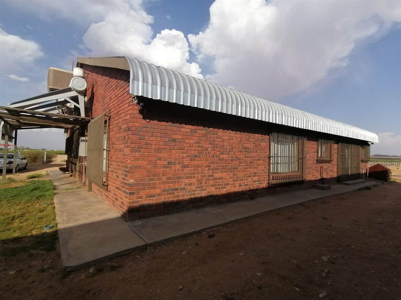 4 Bed House in Upington photo number 28